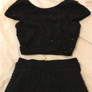 Dress the Population Zip back crop and skirt set black size S